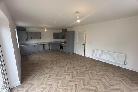 2 bedroom detached bungalow for sale, Betony Close, Hailsham, East Sussex