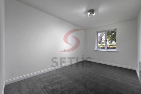 2 bedroom apartment to rent, Blackbird Road, Leicester LE4