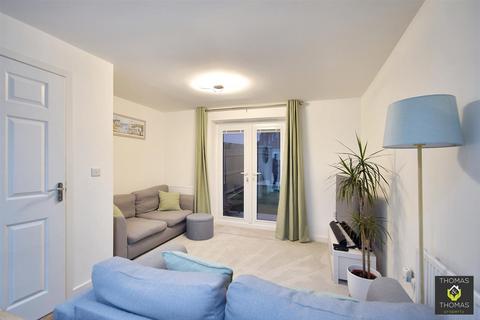 6 Freemans Road, Tuffley, Gloucester, GL4 0XJ