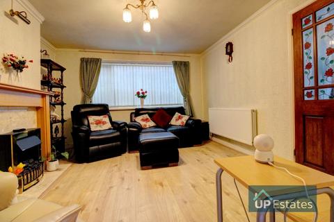 2 bedroom maisonette for sale, Winslow Close, Allesley Park, Coventry