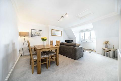 2 bedroom flat for sale, Thirlmere Road, London SW16