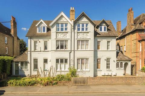 2 bedroom flat for sale, Thirlmere Road, London SW16