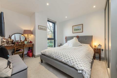 2 bedroom flat for sale, Indigo Square, Surbiton KT6