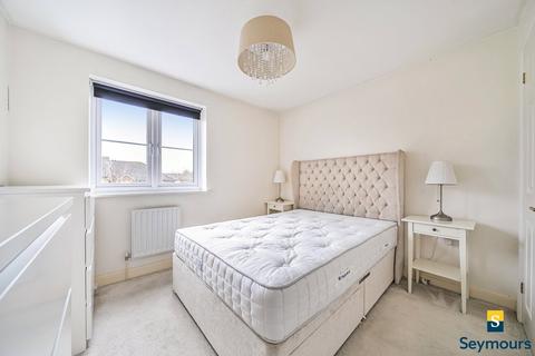2 Lynchmere Place, Guildford, GU2 9UU