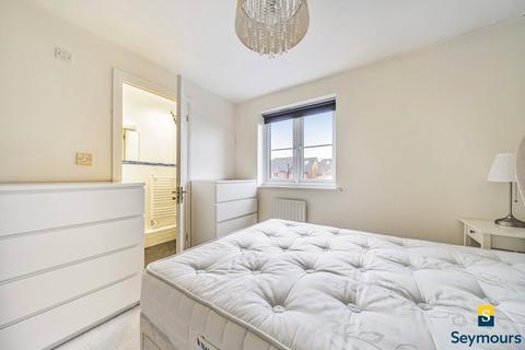 2 Lynchmere Place, Guildford, GU2 9UU