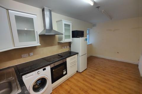 2 bedroom apartment for sale, Kenton Road, Harrow, HA3