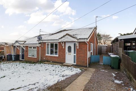 2 bedroom bungalow for sale, Ely Way, Grantham, Lincolnshire, NG31