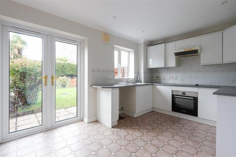 2 bedroom house for sale, Bramble Avenue, Barry