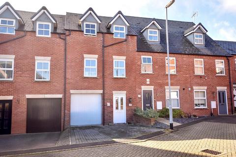 4 bedroom townhouse for sale, Heron Road, Leighton Buzzard