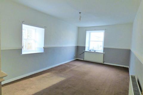 3 bedroom apartment to rent, The Ginnel, New Market Street, Skipton, BD23 2JB