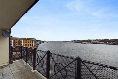 3 bedroom apartment for sale, Dolphin Quay, North Shields