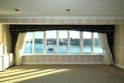 3 bedroom apartment for sale, Dolphin Quay, North Shields