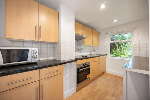 2 bedroom flat to rent, West End Lane, West Hampstead NW6