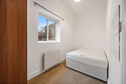 2 bedroom flat to rent, West End Lane, West Hampstead NW6