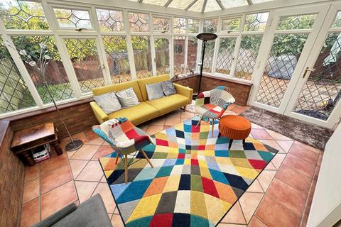 10 Alwyn Close, Luton, LU2 7JX