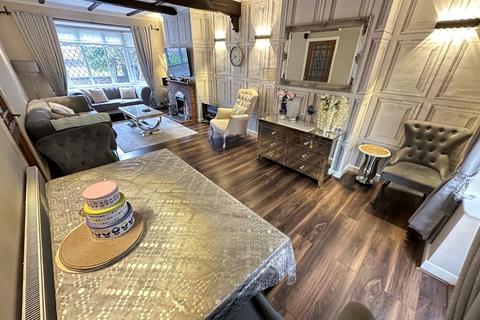 undefined, Alwyn Close, Luton