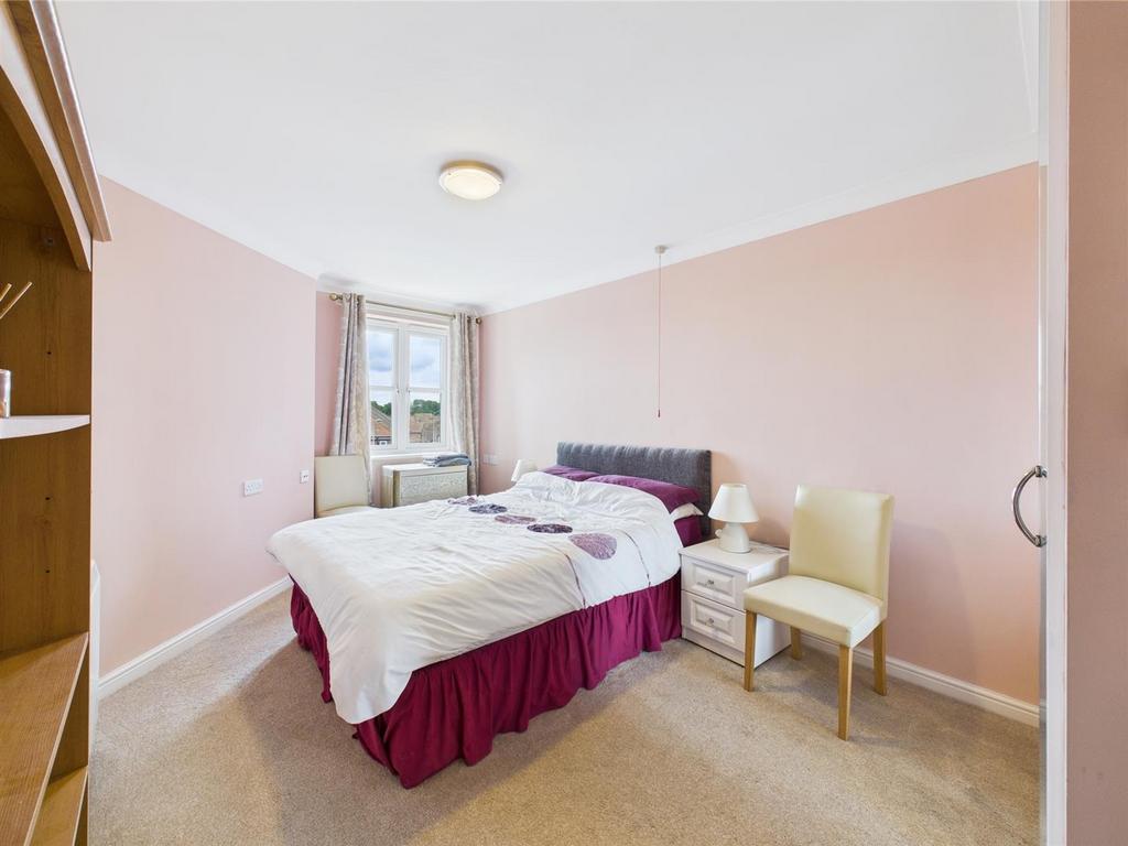 Bedroom: