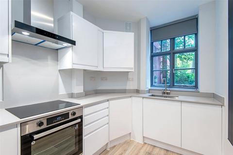 3 bedroom apartment to rent, Maida Vale, London, W9