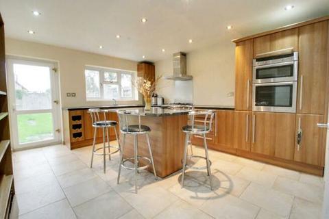 4 bedroom semi-detached house for sale, Yoxall Road, Shirley