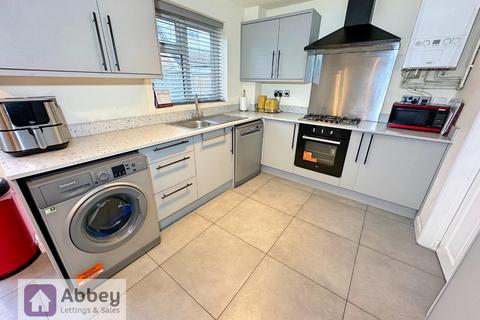 3 bedroom semi-detached house for sale, Tyes End, Leicester