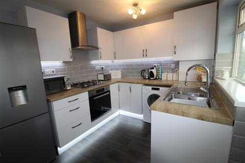 25 Chiltern Close, Horwich, Bolton, BL6 7NN