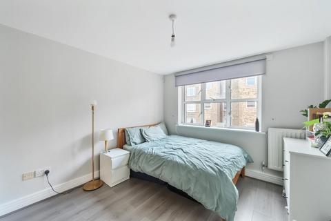 3 bedroom flat for sale, Queensway,  London,  W2