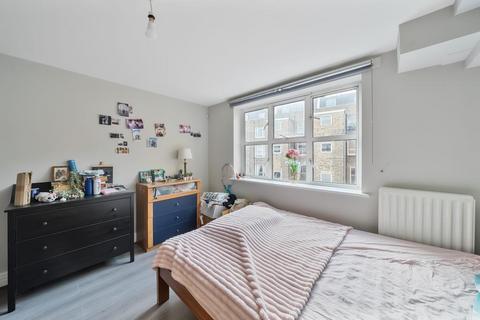 3 bedroom flat for sale, Queensway,  London,  W2