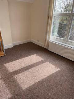 2 bedroom flat to rent, Hillfield Park, London N10