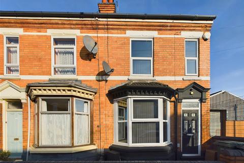 3 bedroom end of terrace house for sale, Wylds Lane, Worcester, Worcestershire, WR5