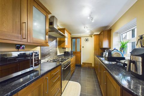 3 bedroom end of terrace house for sale, Wylds Lane, Worcester, Worcestershire, WR5