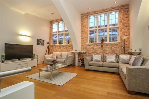 2 bedroom apartment for sale, The Galleries, Warley, Brentwood