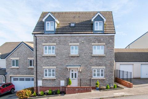 4 bedroom townhouse for sale, Gemini Drive, Liskeard, PL14