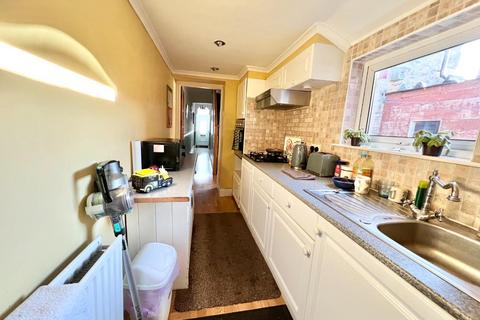 3 bedroom end of terrace house for sale, Holly Terrace, Howden Le Wear, Crook