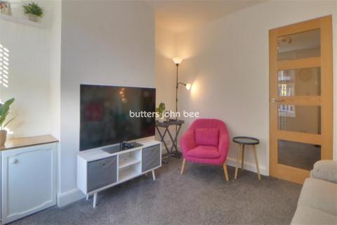 2 bedroom terraced house to rent, Green Street