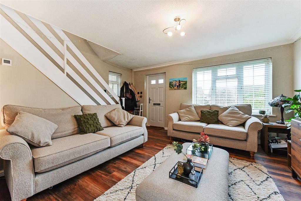 Sitting/Dining Room