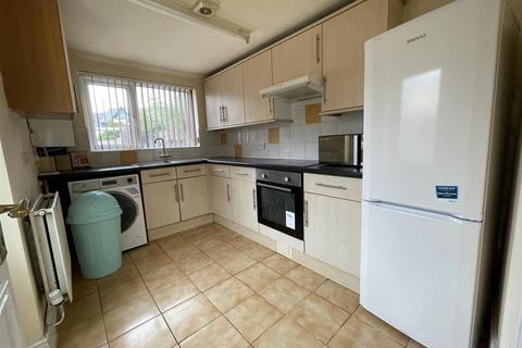 3 bedroom apartment to rent, 12 Northcote Street, Cardiff