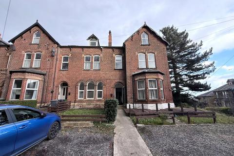 Trafalgar Road, Dewsbury, West Yorkshire, WF13