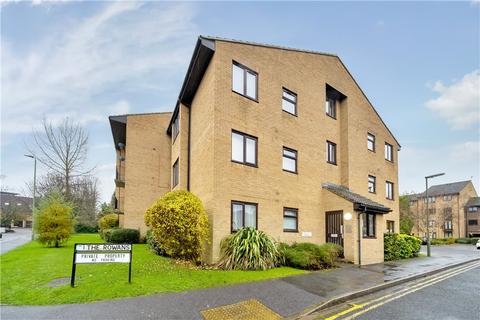 1 bedroom apartment for sale, The Rowans, Woking, Surrey