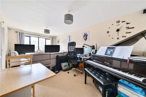 1 bedroom apartment for sale, The Rowans, Woking, Surrey