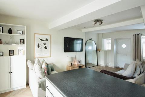 2 bedroom cottage for sale, Highfield Lane, Leeds LS26