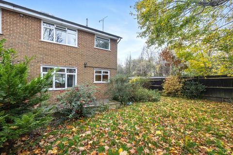 3 bedroom semi-detached house for sale, Mill Close, Horley RH6