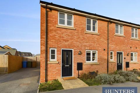 3 bedroom end of terrace house for sale, Woodpecker drive, Beverley, HU17 0GT