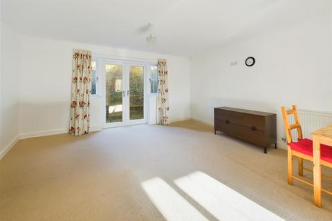 9 Clementine Drive, Mapperley, Nottingham, NG3 5UX