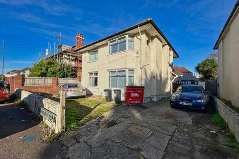 6 bedroom detached house for sale, Bournemouth BH8