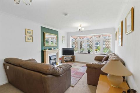 2 bedroom semi-detached bungalow for sale, Ilex Green, Hailsham BN27