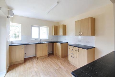 3 bedroom semi-detached house for sale, Eaton Bray Road, Northall