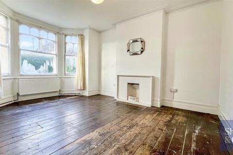 2 bedroom maisonette for sale, Witham Road, Isleworth TW7