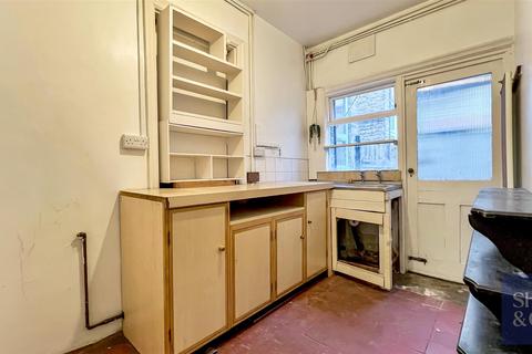 2 bedroom maisonette for sale, Witham Road, Isleworth TW7