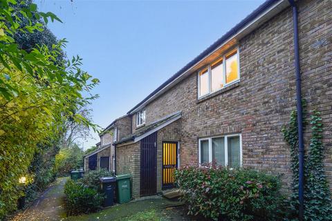 1 bedroom maisonette for sale, Milford Mews, SW16