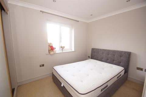 2 bedroom flat to rent, The Hall, Chapel Allerton, Leeds